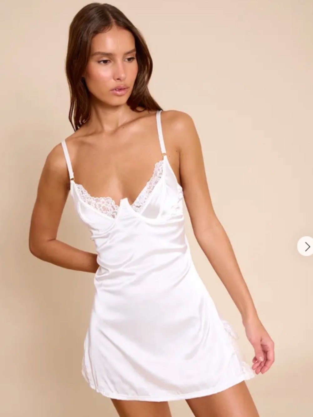 Pretty Little Thing | White Satin Lace Underwired Dress - SMALL/SIZE 4 (NWT)
